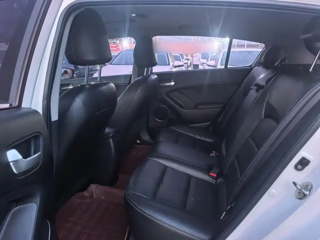 Kia K3S — миниатюра 10