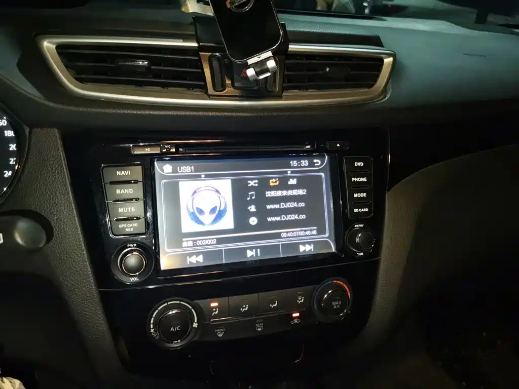 Nissan Qashqai — миниатюра 14