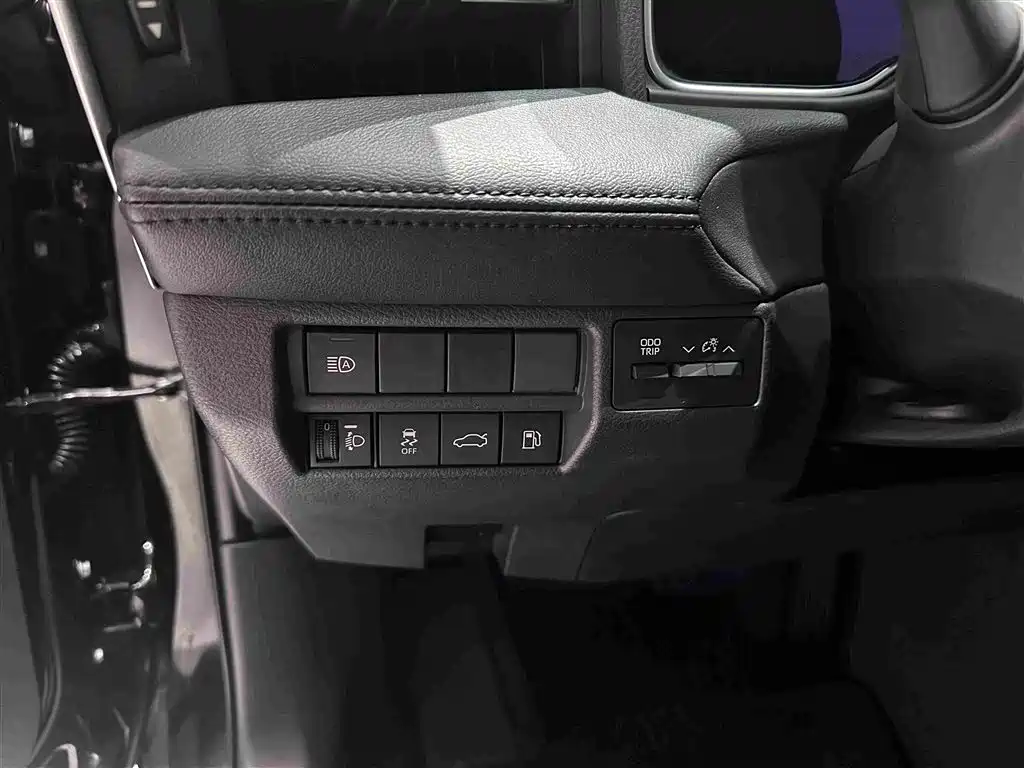 Toyota Avalon — миниатюра 15
