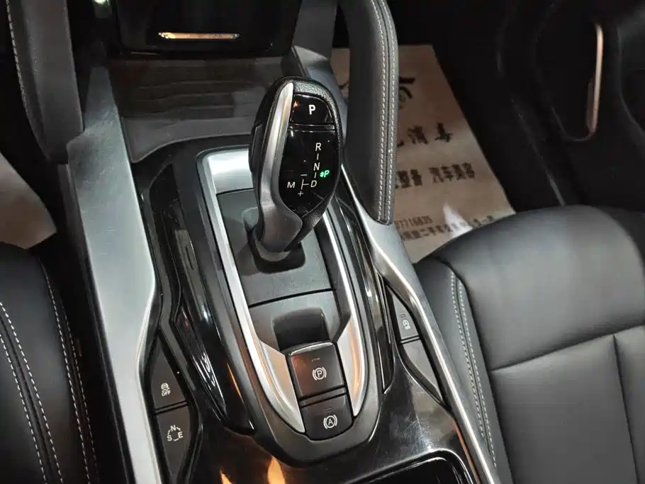 Zhonghua V7 — миниатюра 16