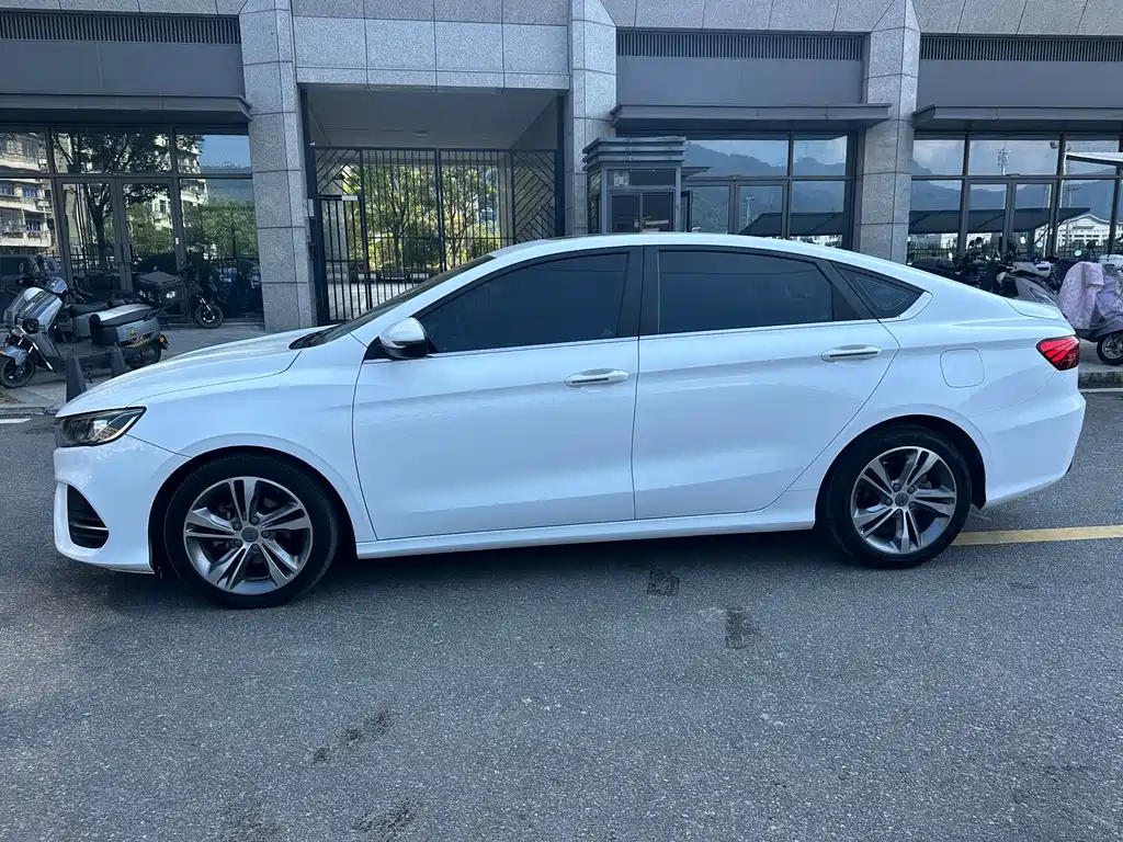 Geely Binrui — миниатюра 18