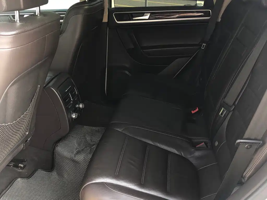 Volkswagen Touareg — миниатюра 9