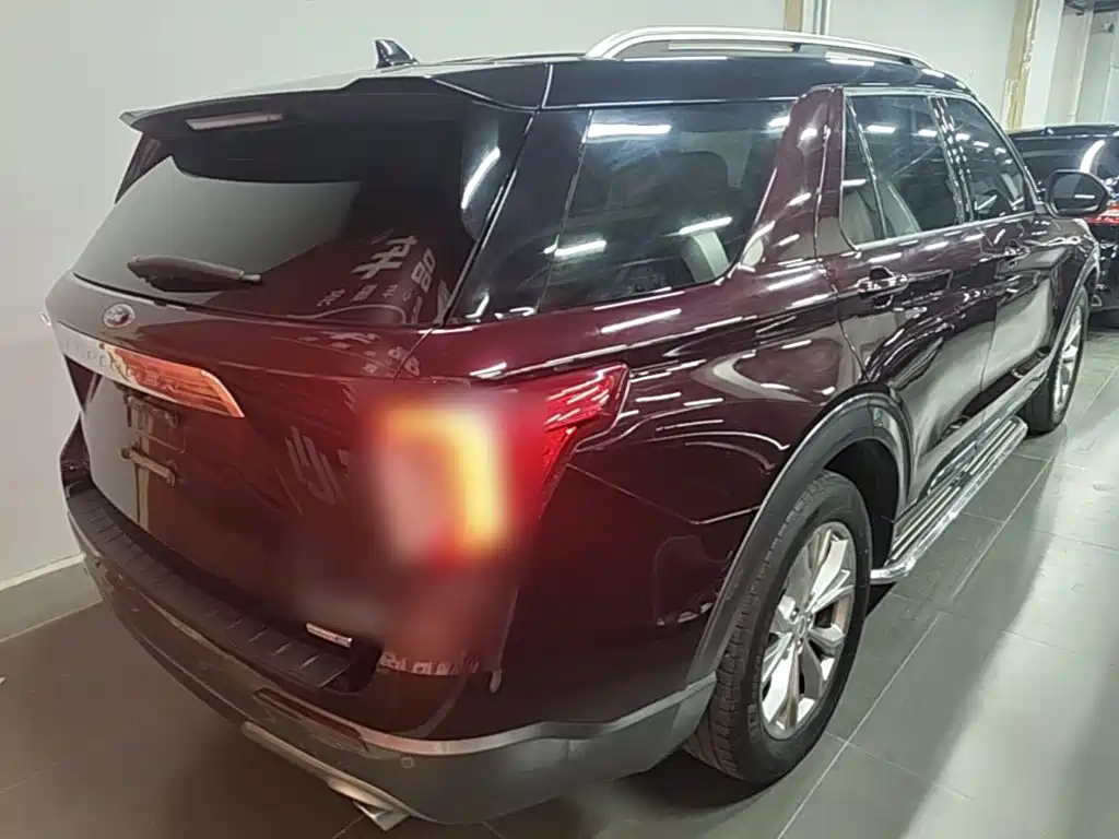 Ford Explorer — миниатюра 7