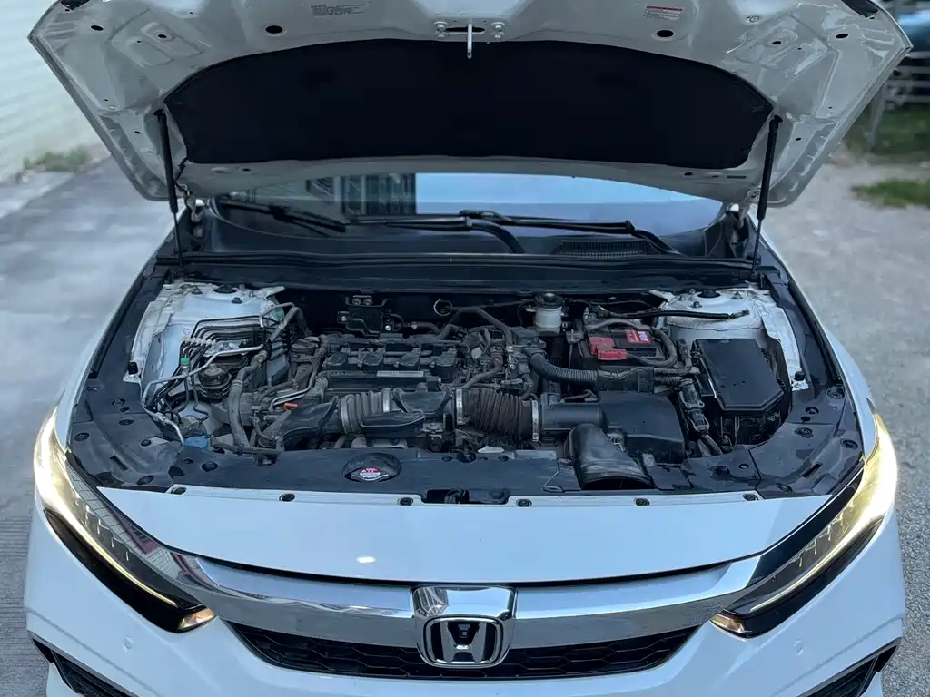 Honda Inspire — миниатюра 12