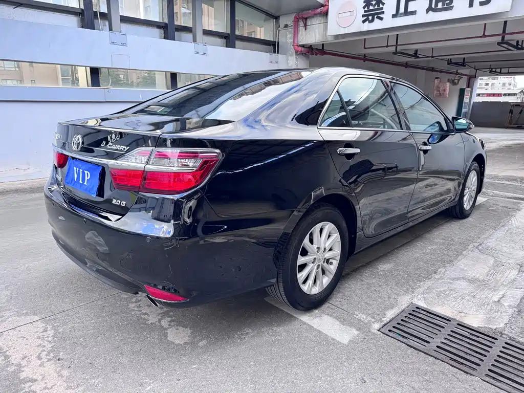 Toyota Camry — миниатюра 25