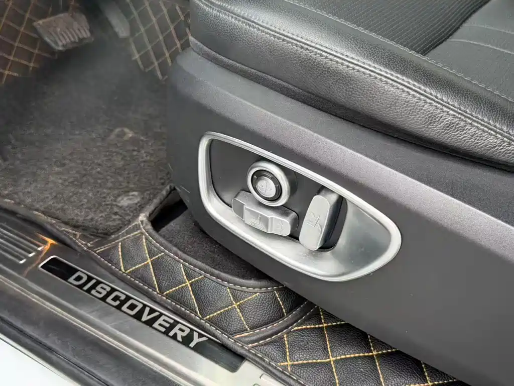 Land Rover Discovery Sport — миниатюра 26
