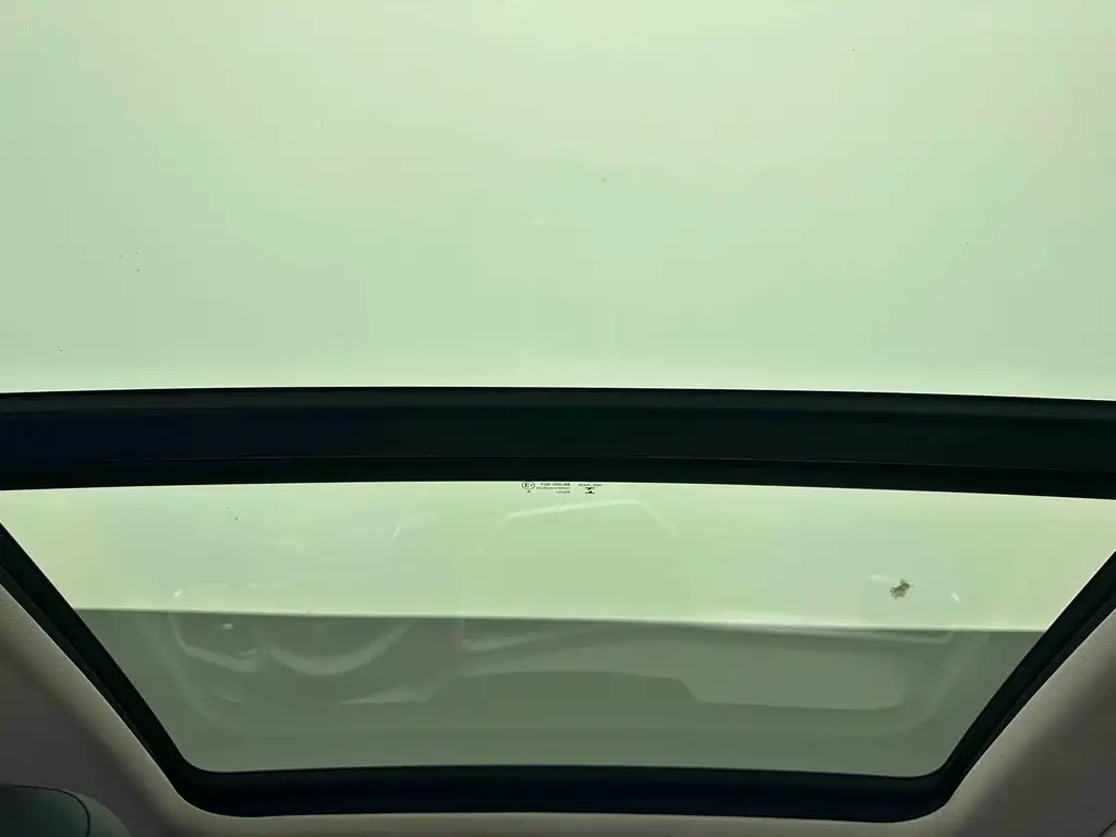 Volkswagen T-Roc — миниатюра 14