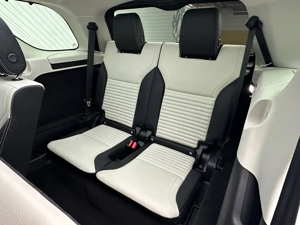 Land Rover Discovery — миниатюра 20