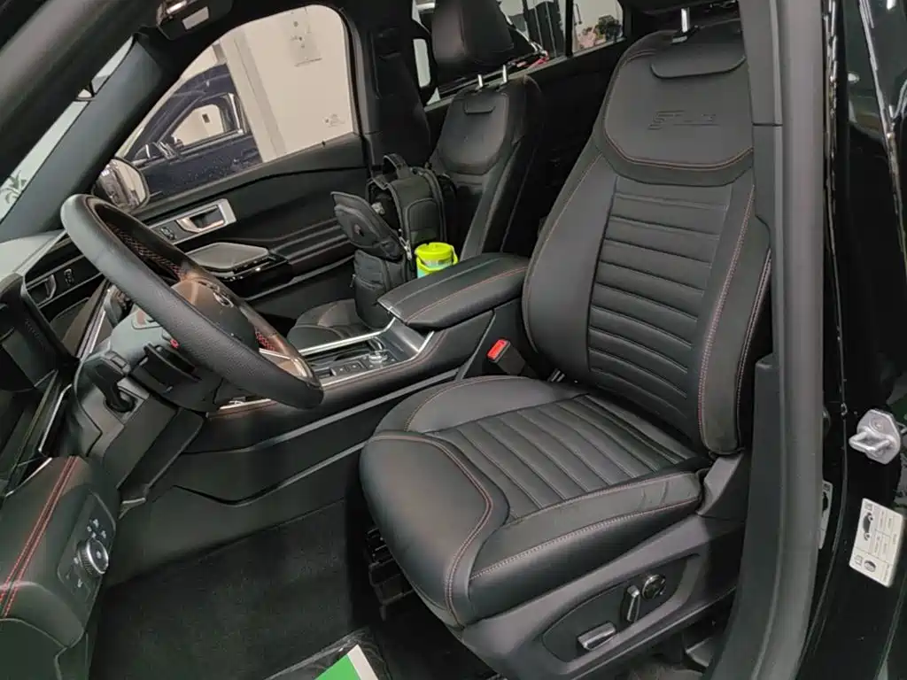 Ford Explorer — миниатюра 15