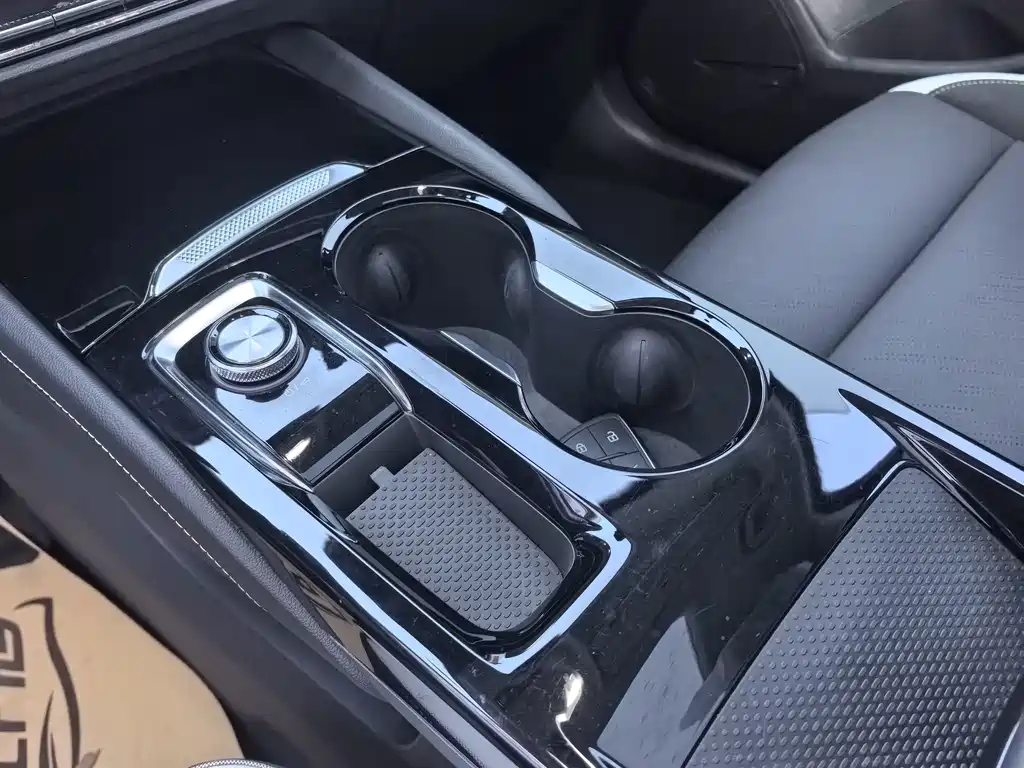 Buick Envision S — миниатюра 13