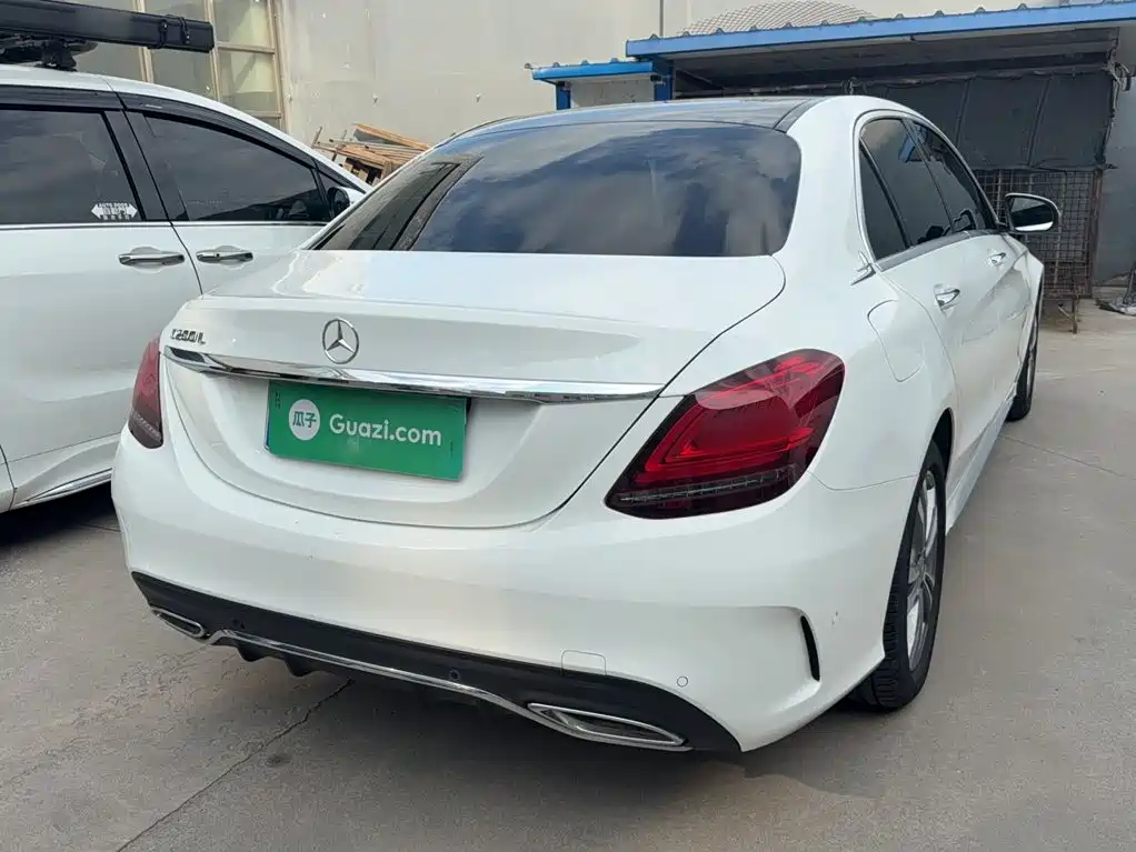 Mercedes-Benz C-Class — миниатюра 9