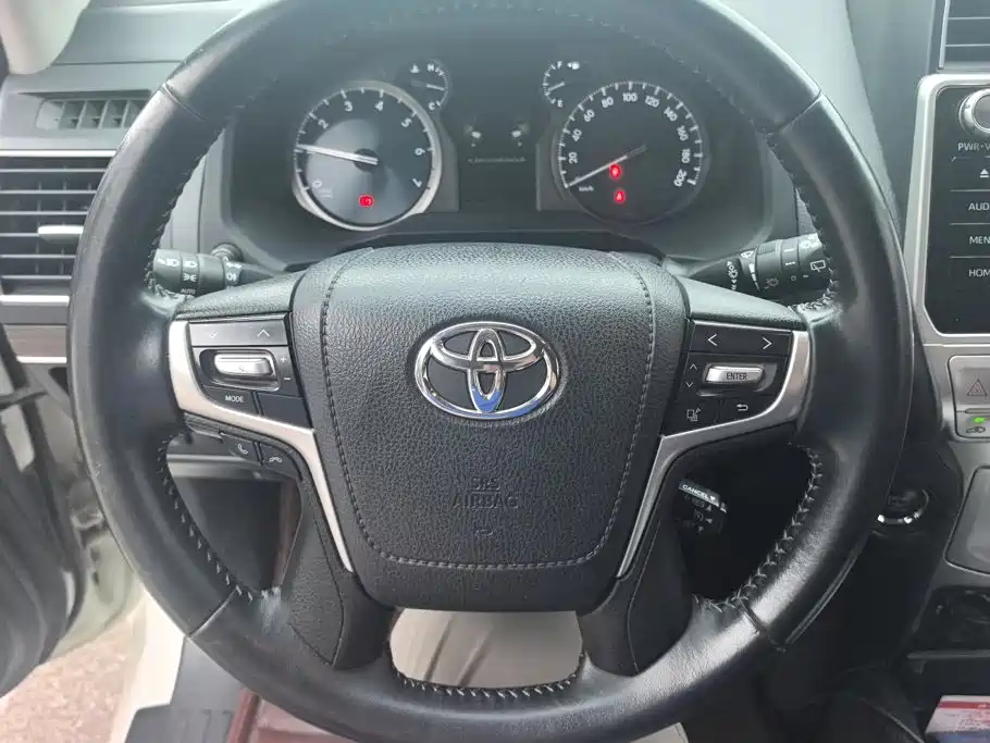 Toyota Prado — миниатюра 15