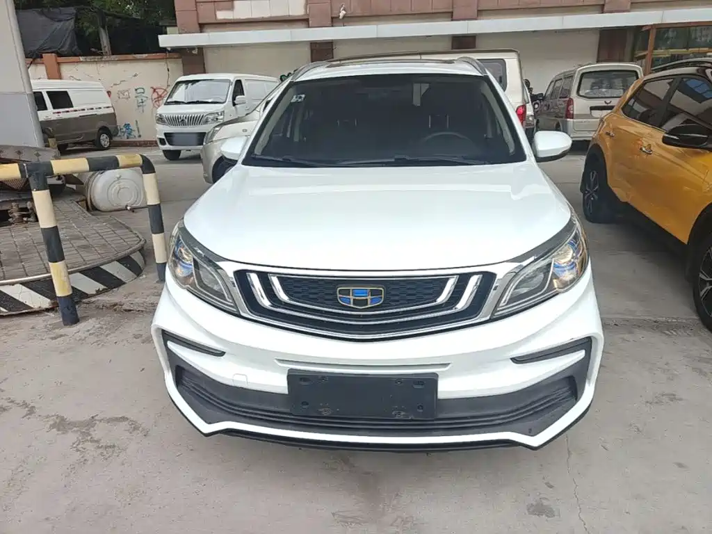 Geely Vision X3 — миниатюра 3