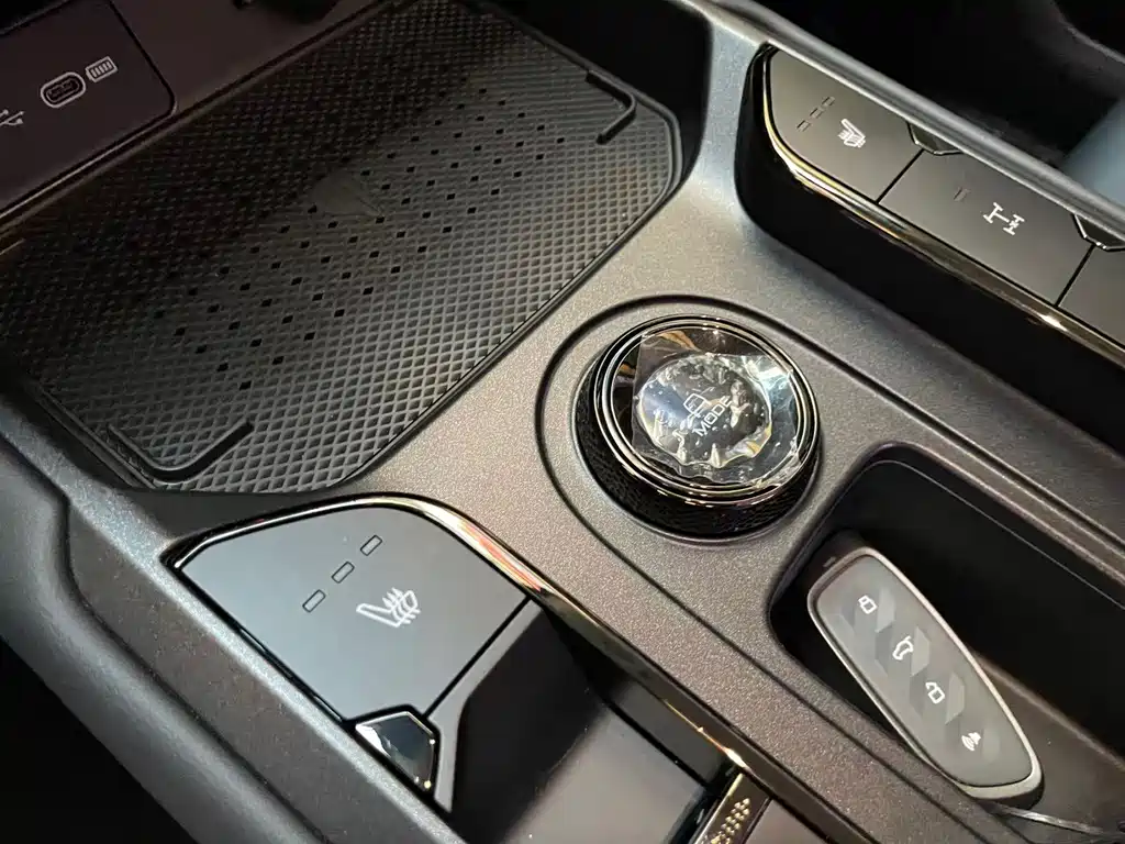 Haval Menglong New Energy — миниатюра 10