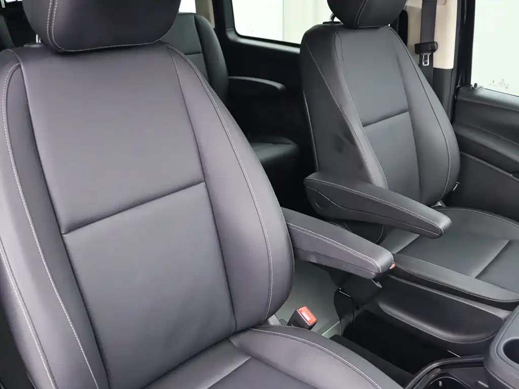Mercedes-Benz Vito — миниатюра 10