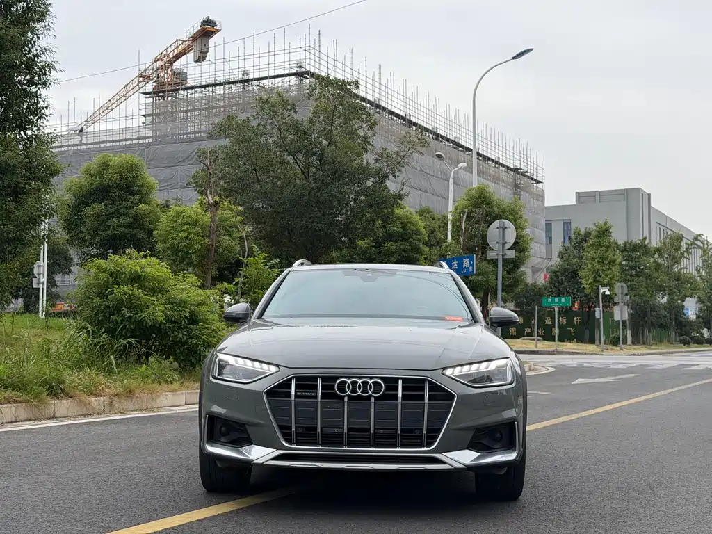 Audi A4 (Import) — миниатюра 2