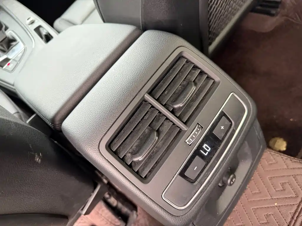 Audi A4 (Import) — миниатюра 8