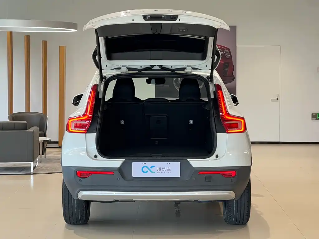 Volvo XC40 — миниатюра 16