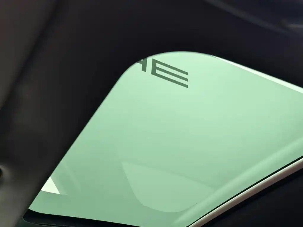 Porsche Panamera — миниатюра 14