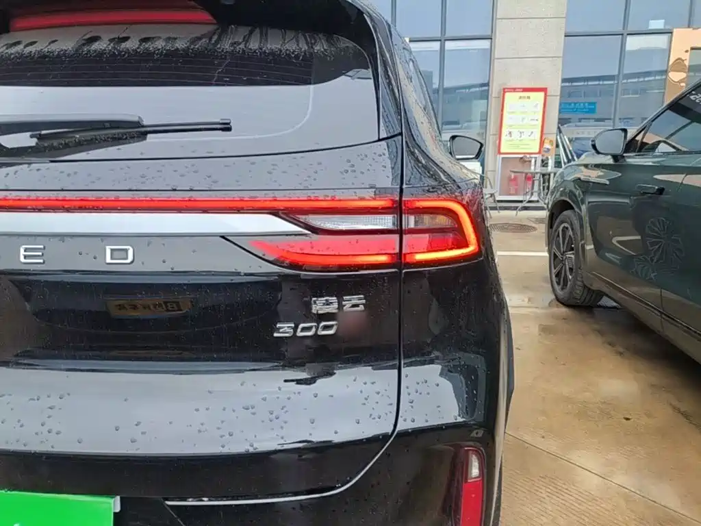 Exeed Lingyun — миниатюра 8