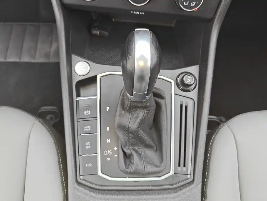 Volkswagen Lavida — миниатюра 16