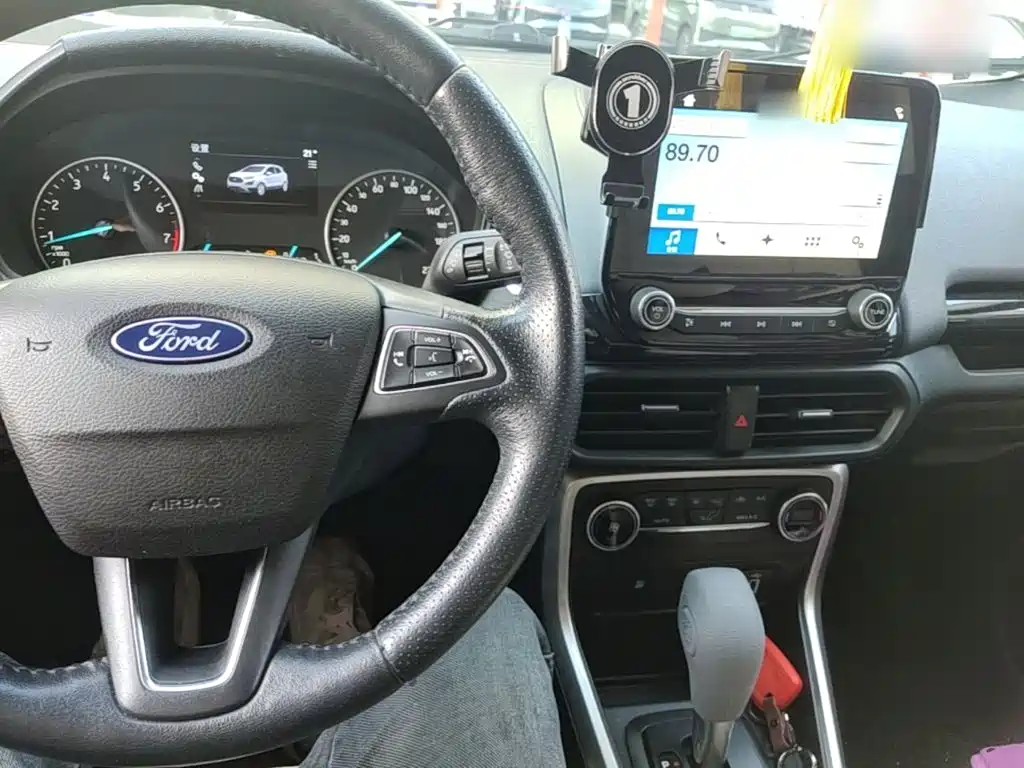 Ford Ecosport — миниатюра 10