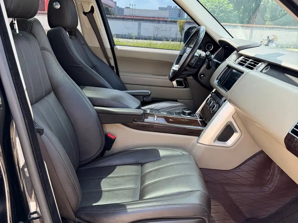 Land Rover Range Rover — миниатюра 7