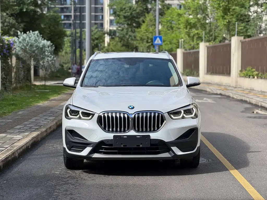 BMW X1 2022 sDrive25Li Lead