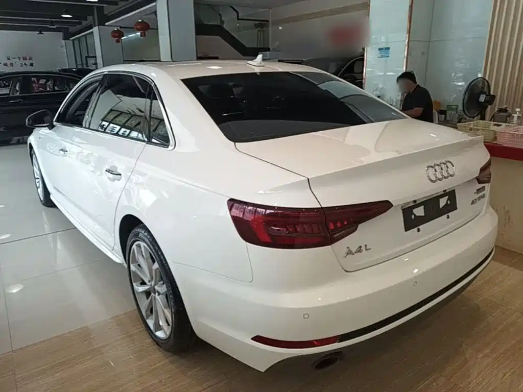 Audi A4L — миниатюра 5