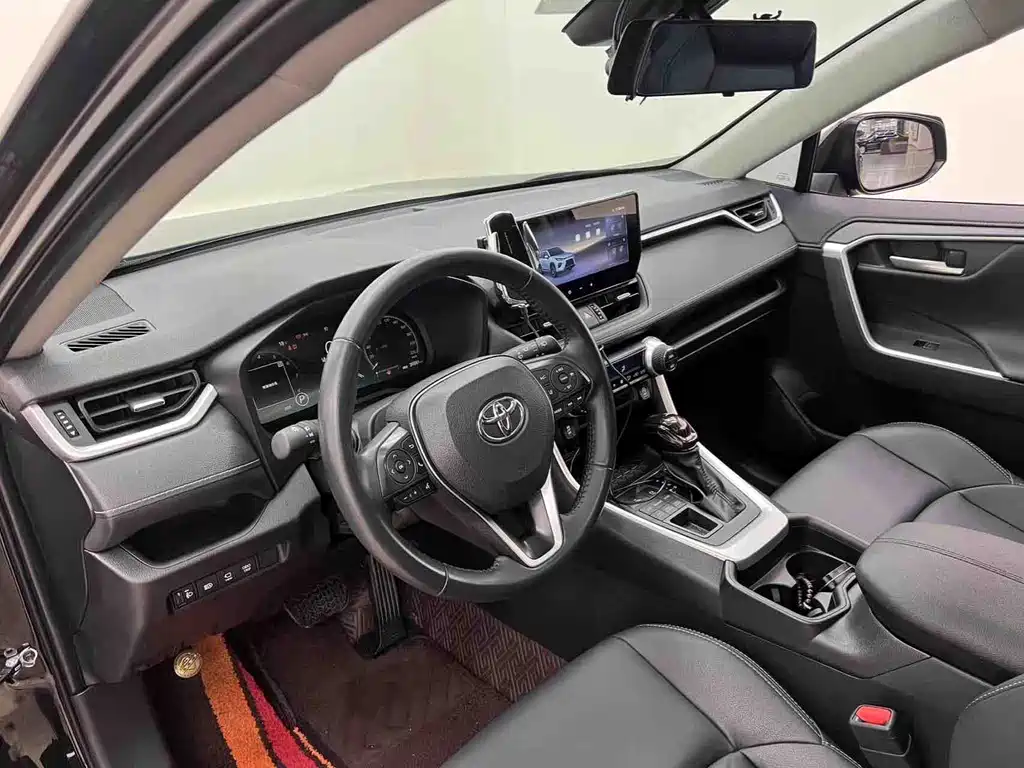 Toyota Wildlander — миниатюра 11