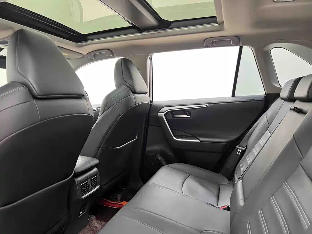 Toyota Wildlander — миниатюра 13