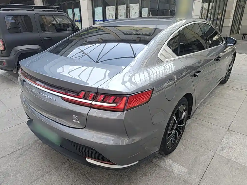 BYD Han — миниатюра 7