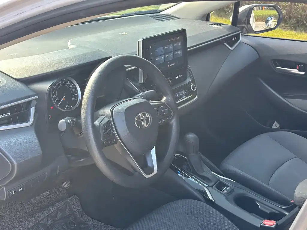 Toyota Corolla — миниатюра 9