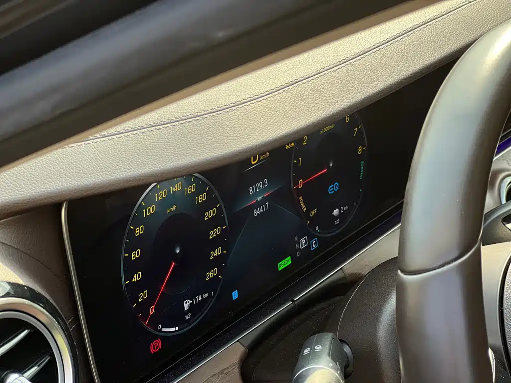 Mercedes-Benz E-Class New Energy — миниатюра 14