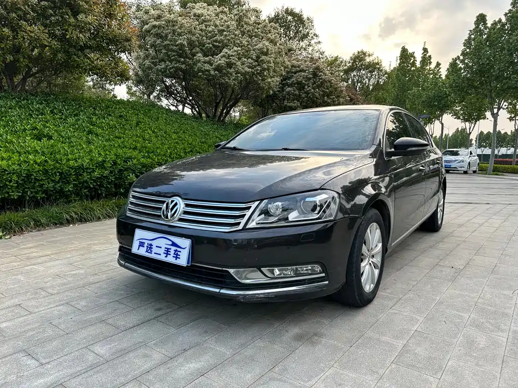 Volkswagen Magotan 2013