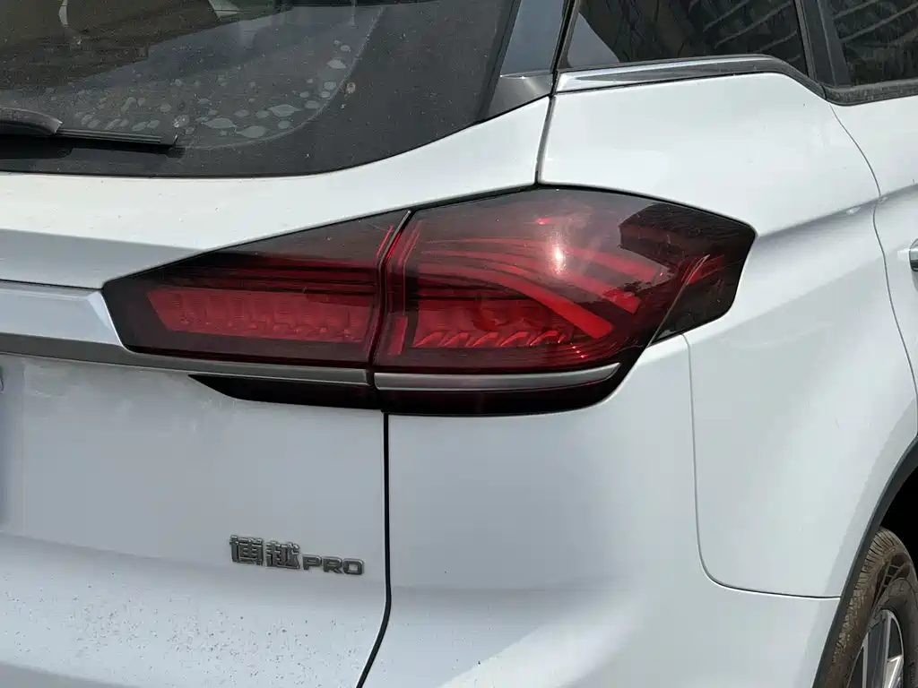 Geely Boyue — миниатюра 15