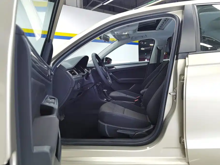 Volkswagen Bora — миниатюра 9