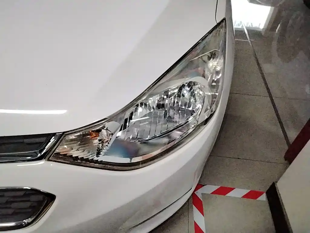 Chevrolet Sail — миниатюра 24