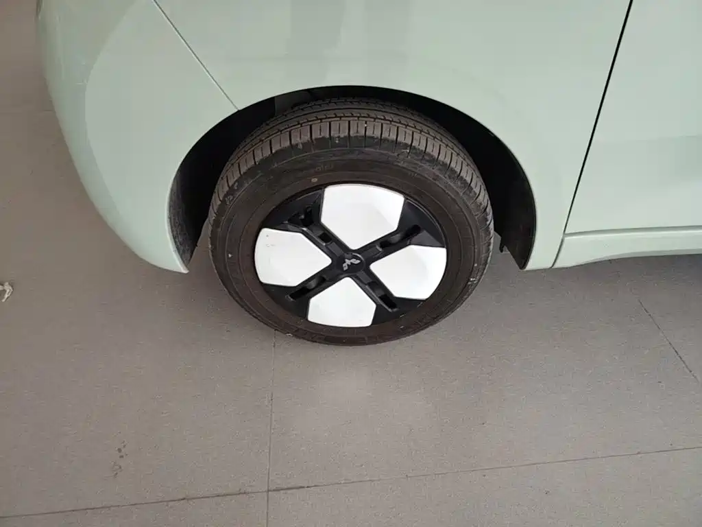 Wuling MINIEV — миниатюра 23