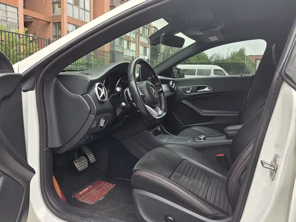 Mercedes-Benz CLA (Import) — миниатюра 5