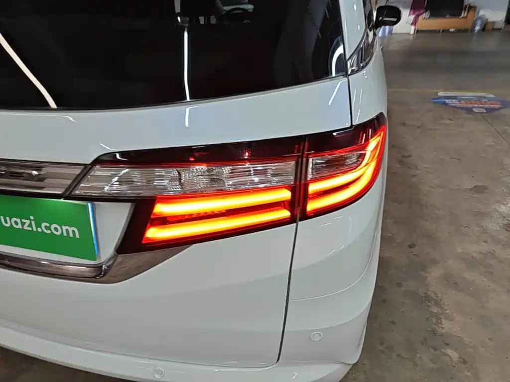 Honda Odyssey — миниатюра 8