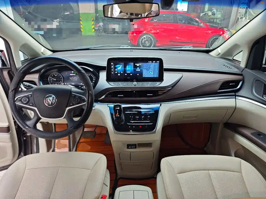 Buick GL8 — миниатюра 10