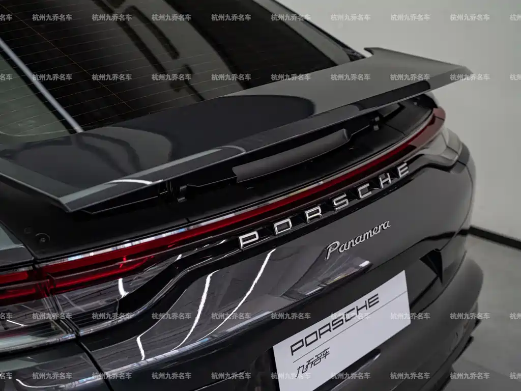 Porsche Panamera — миниатюра 12