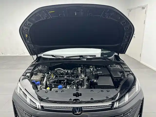 Changan Eado — миниатюра 17