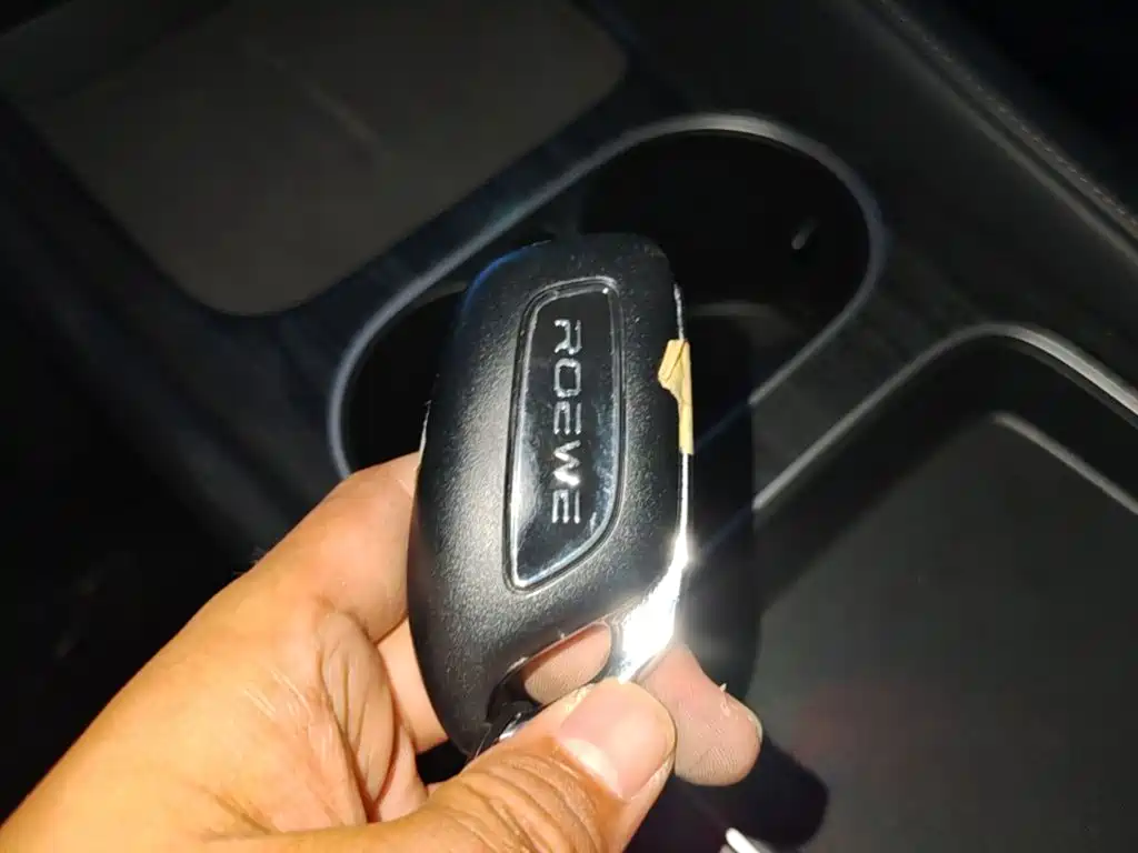 Roewe D7 2025 DMH 125km Champion