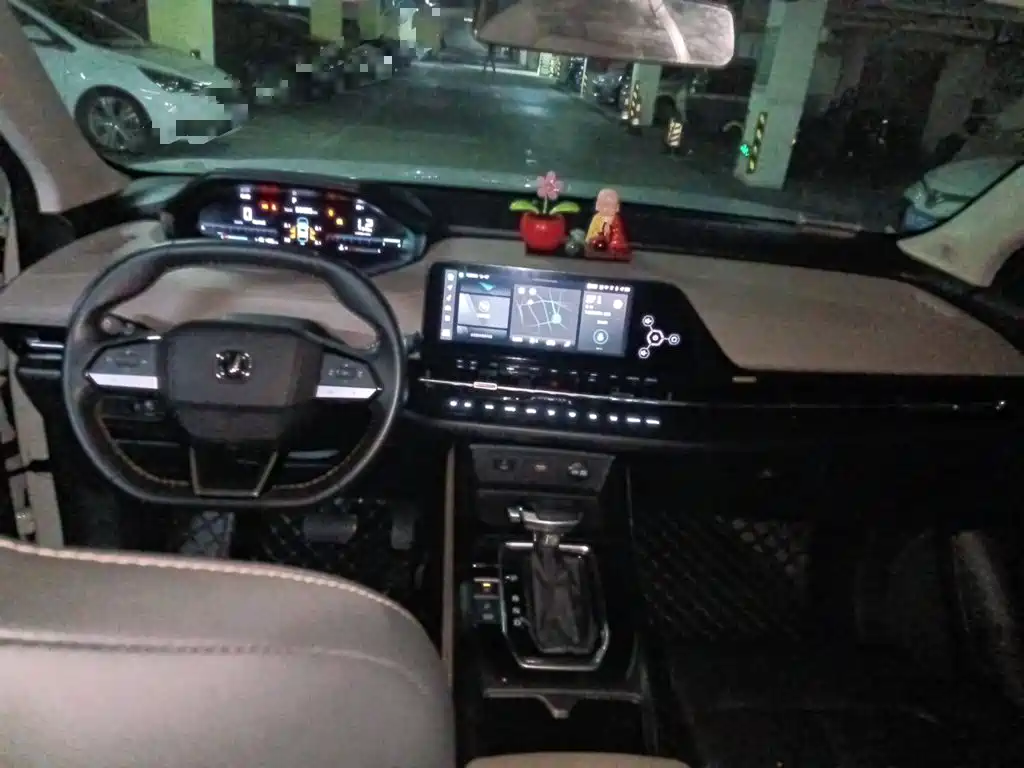 Changan CS55PLUS — миниатюра 10