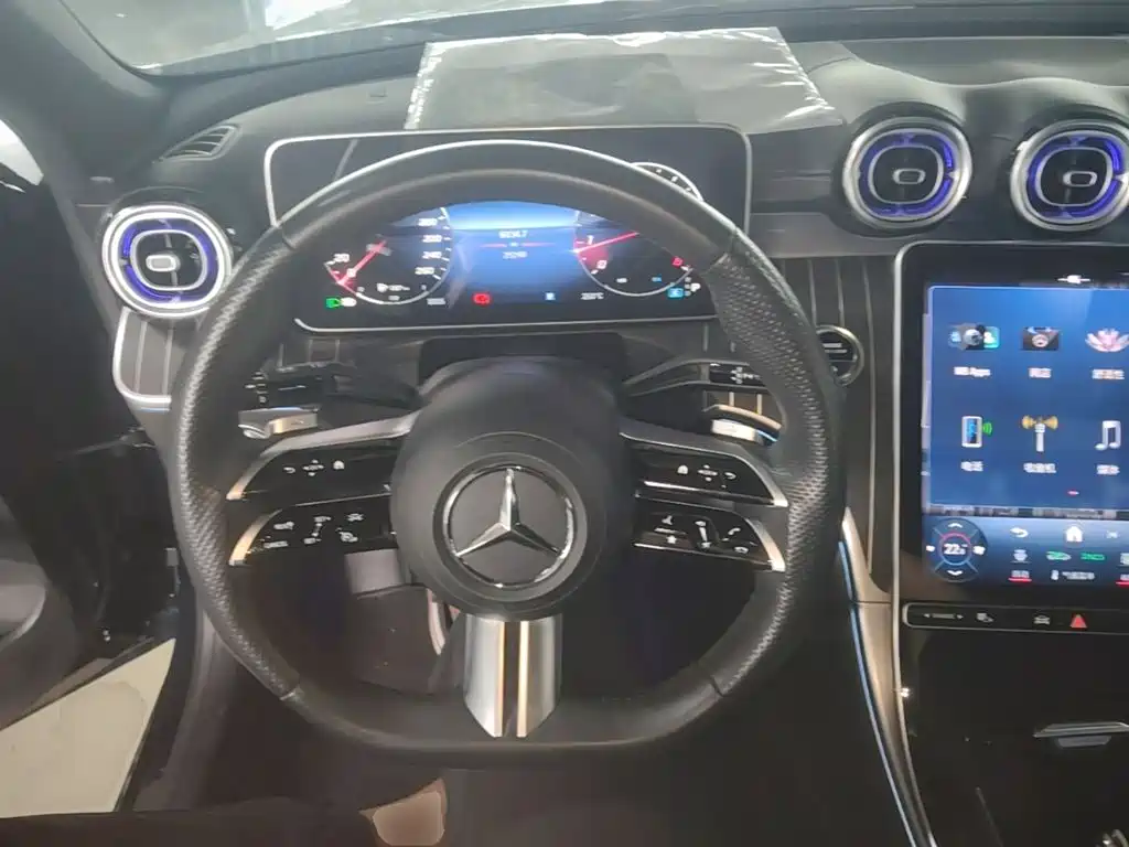 Mercedes-Benz C-Class — миниатюра 11