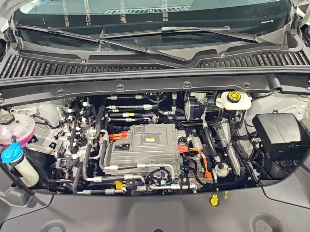 BYD Yuan UP — миниатюра 20