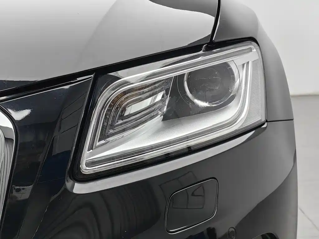 Audi Q5 — миниатюра 7