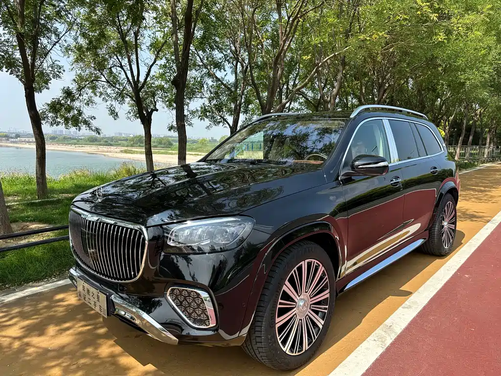 Mercedes-Benz GLS